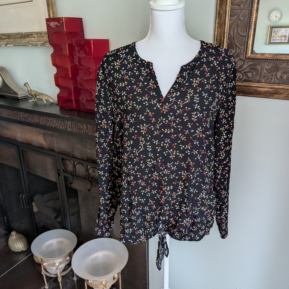 J.Jill Women's Medium Long Sleeve Front Tie Black Floral Print Rayon Blouse 130